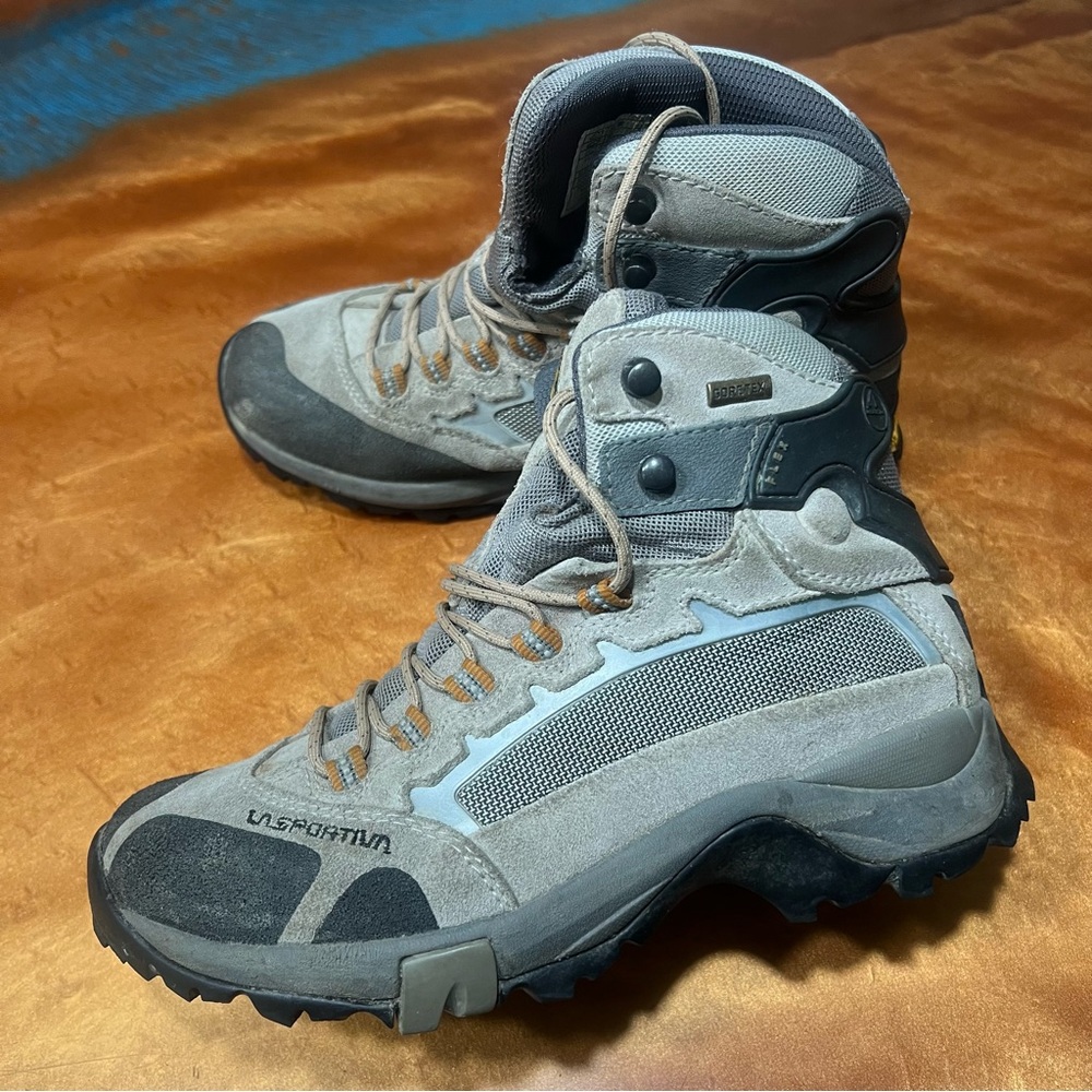 La Sportiva Halite GTX Gote-Tex Gray Black Technical Hiking Boots size 6.5